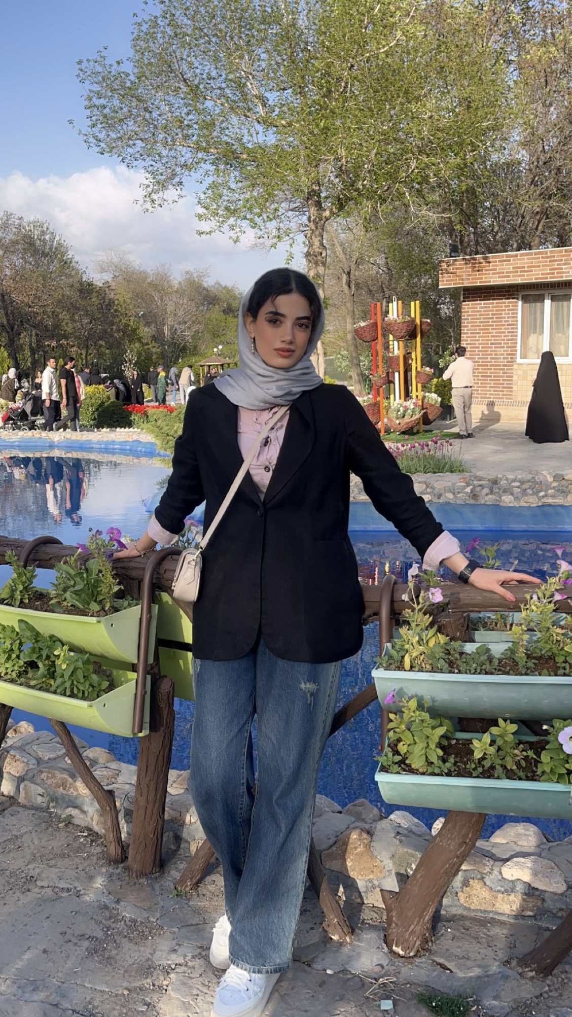 تصویر مشاور